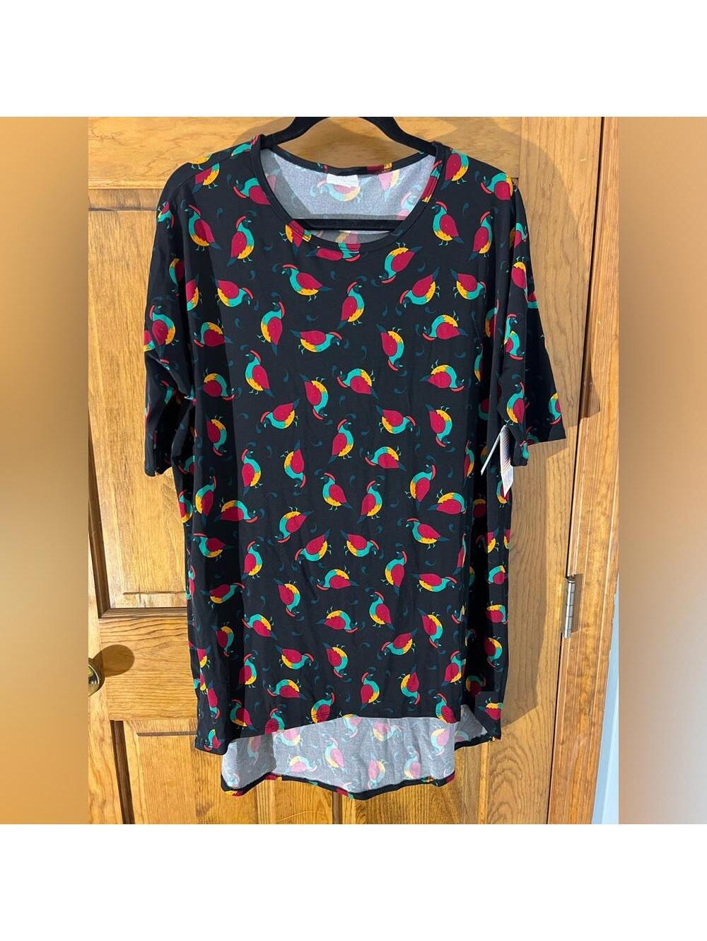 LuLaRoe Irma Tunic Top Shirt Fitted Sleeves High Low Loose Bird Black Medium NWT